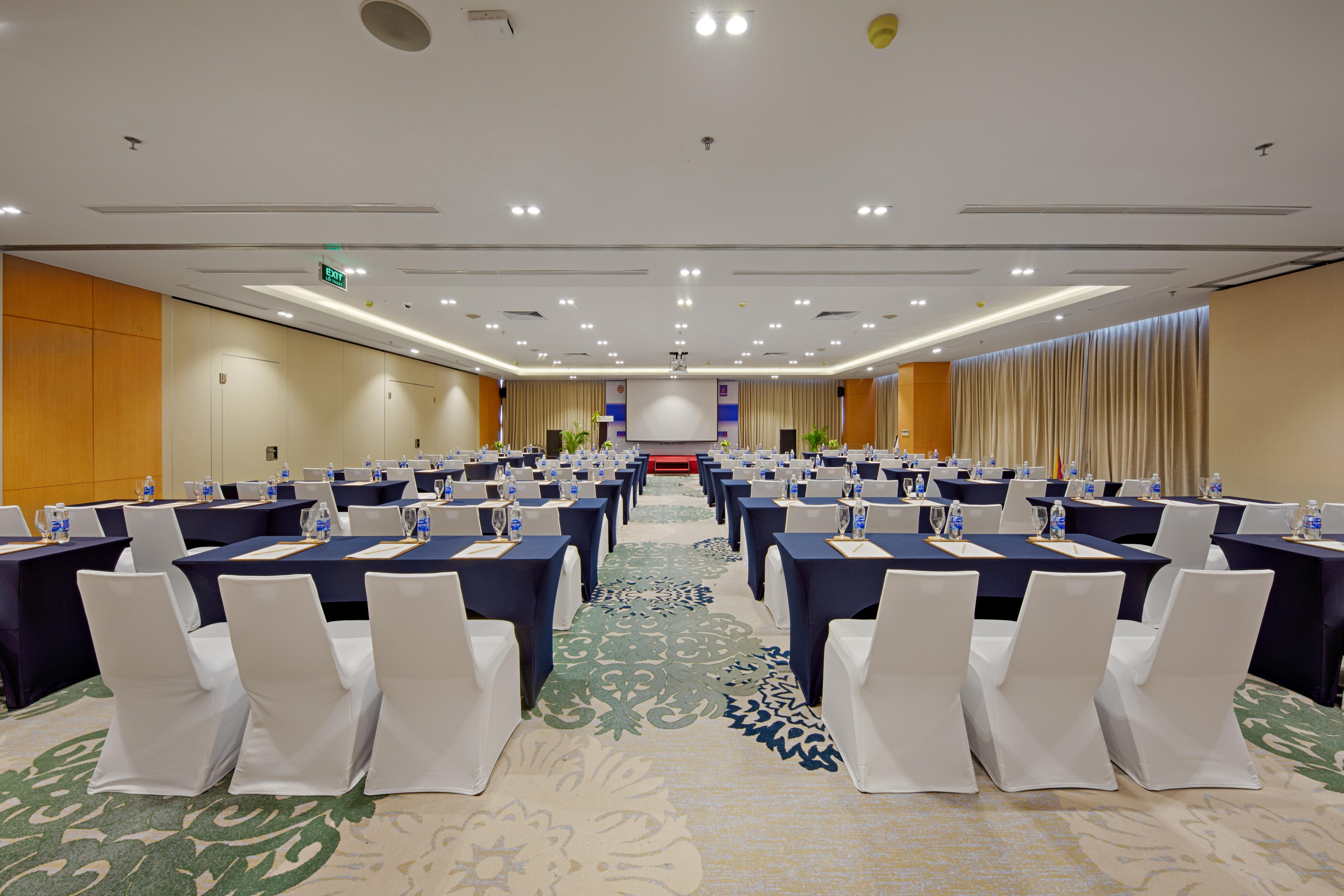 Tms Hotel Da Nang Beach Dış mekan fotoğraf Meeting room